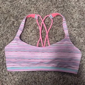 Lululemon free to be bra